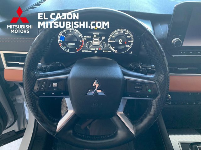 Used 2024 Mitsubishi Outlander SEL image 17