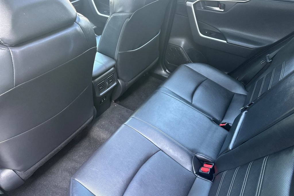 Certified 2021 Toyota RAV4 Limited AWD/4WD image 11