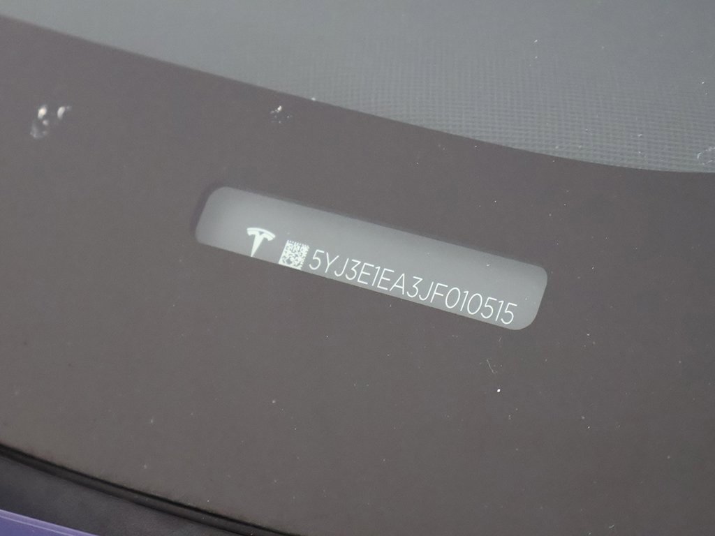 Used 2018 Tesla Model 3 Long Range image 48