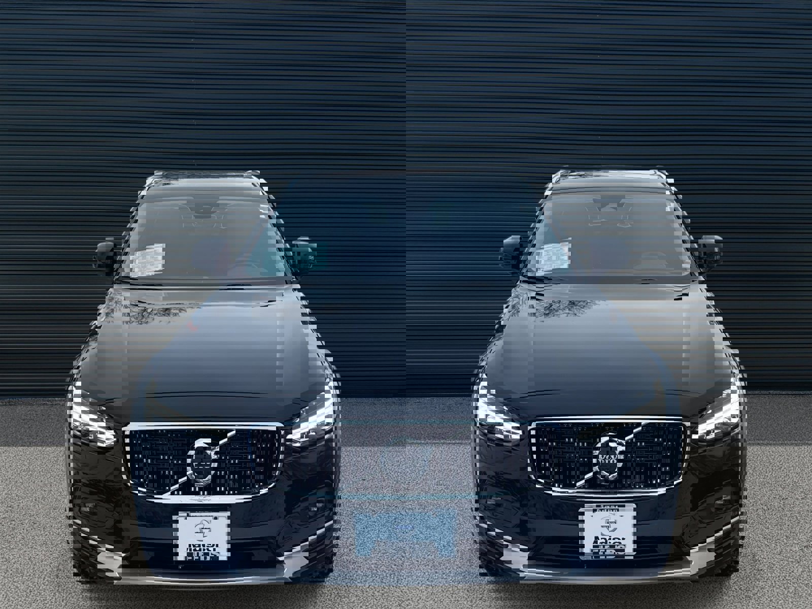 Certified 2024 Volvo V90 B6 Cross Country Plus image 2