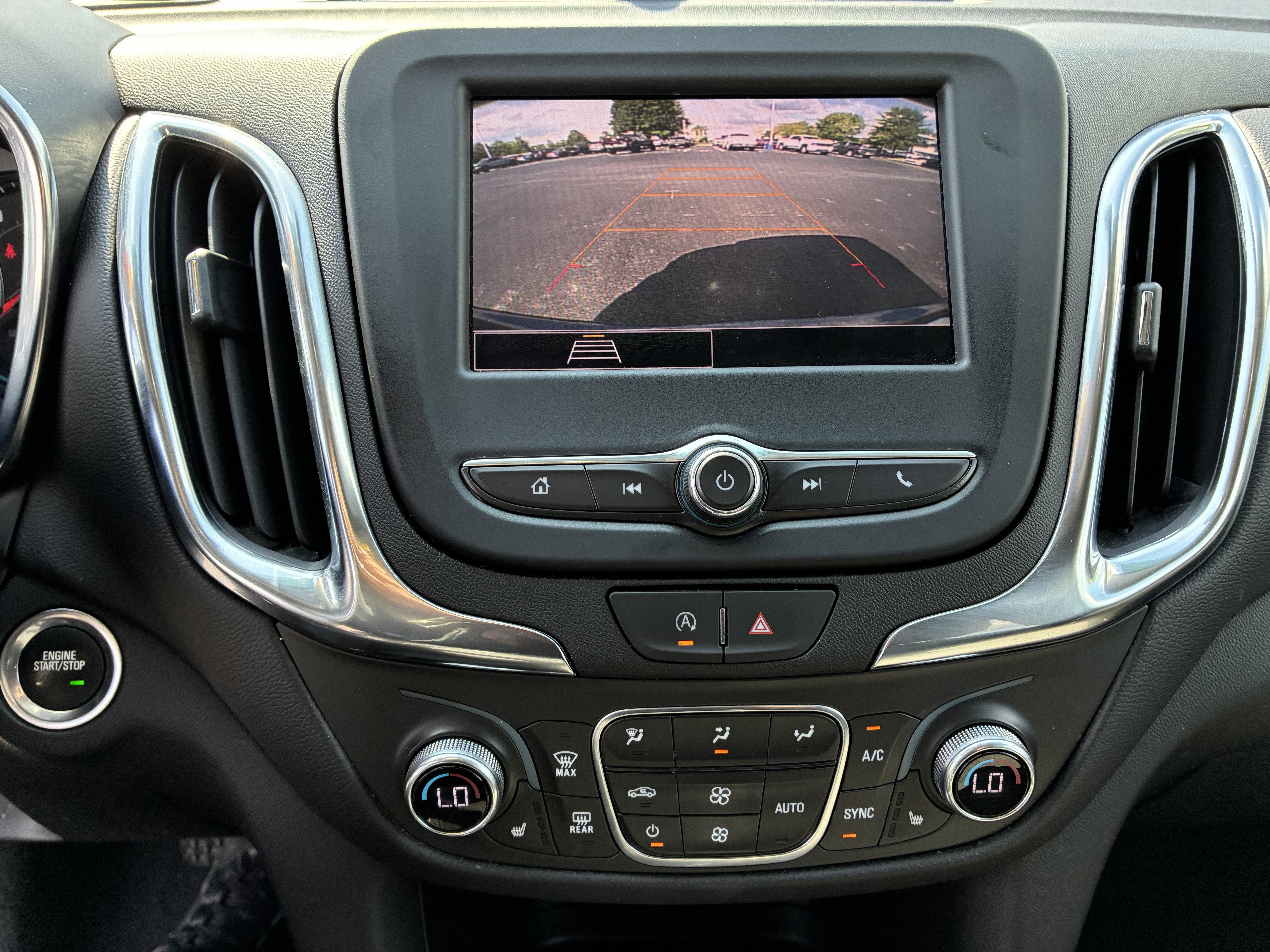 Used 2024 Chevrolet Equinox LT AWD/4WD image 33