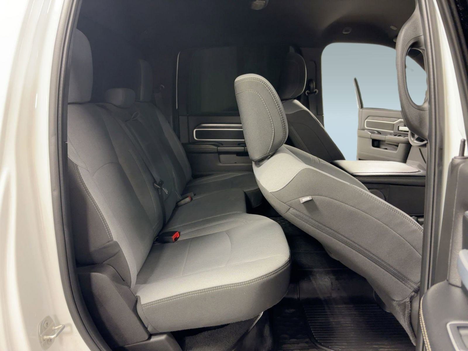 Used 2024 RAM 2500 Big Horn w/ Off Road Package image 30