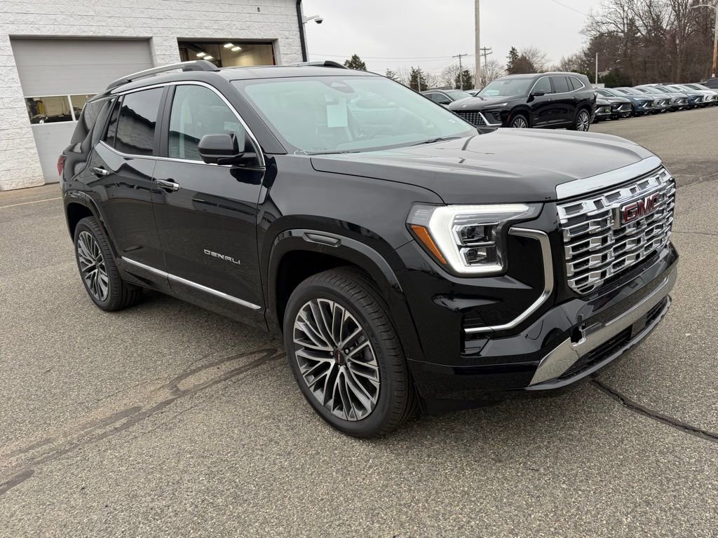 New 2026 GMC Terrain Denali w/ LPO, Floor Liner Package image 6
