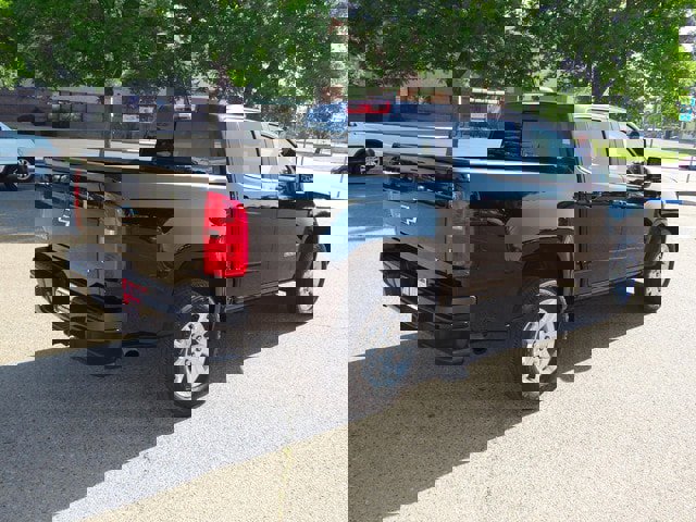 Used 2016 Chevrolet Colorado LT w/ LT Convenience Package image 10