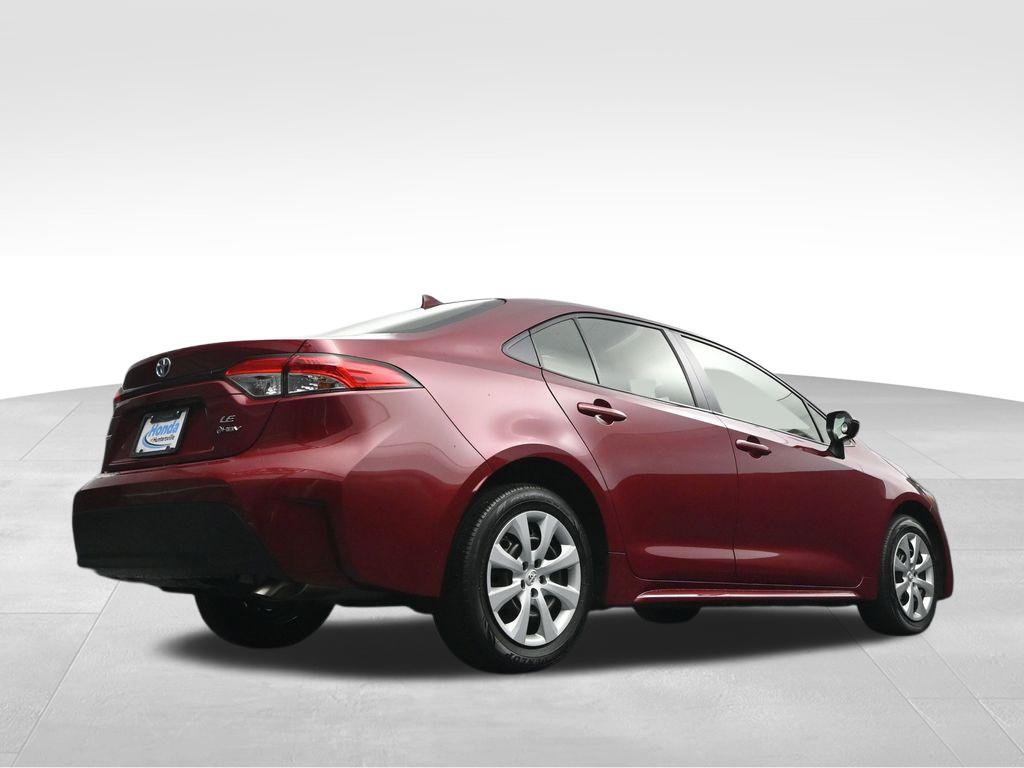Used 2025 Toyota Corolla LE FWD image 41