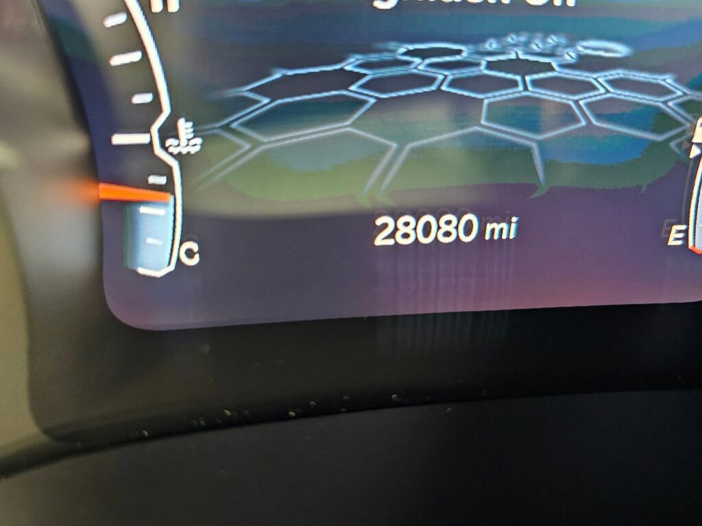 Used 2024 Jeep Compass Limited image 17