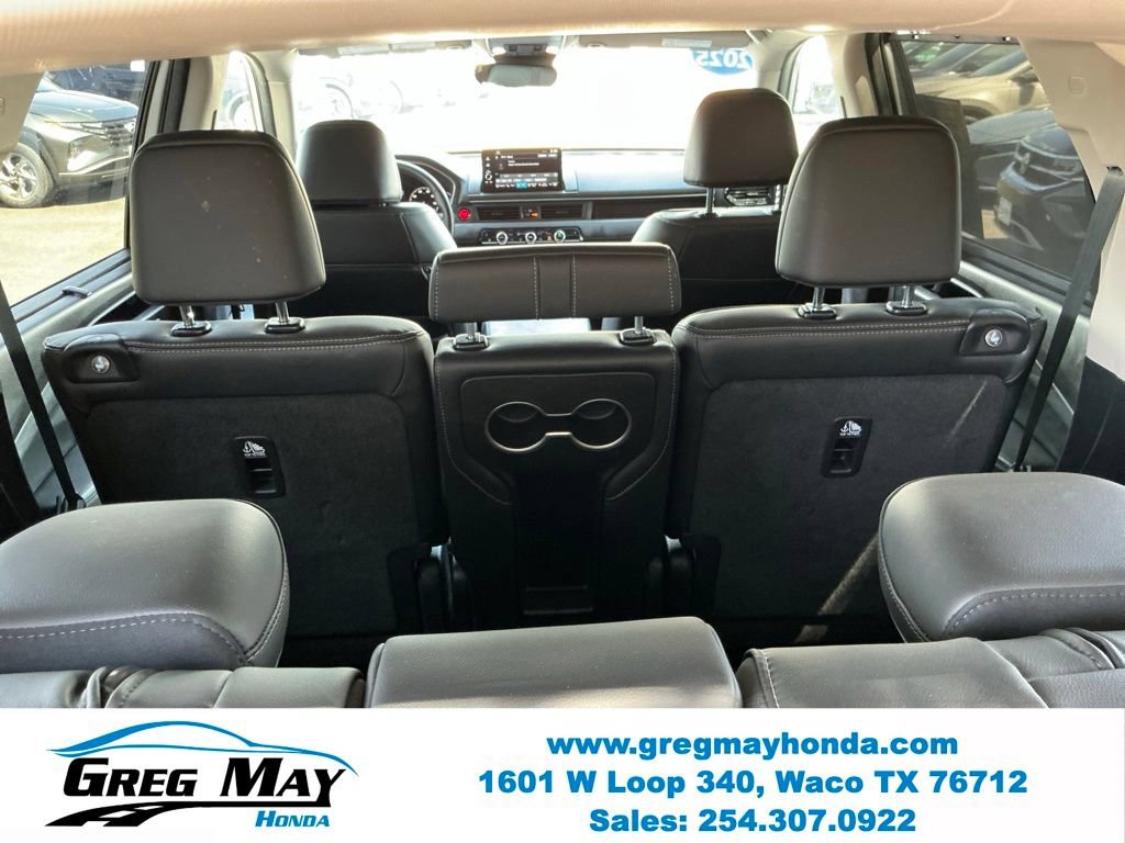 Used 2025 Honda Pilot Touring image 18