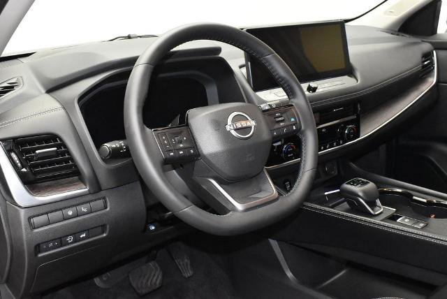 Certified 2026 Nissan Rogue Platinum w/ Platinum Premium Package AWD/4WD image 16