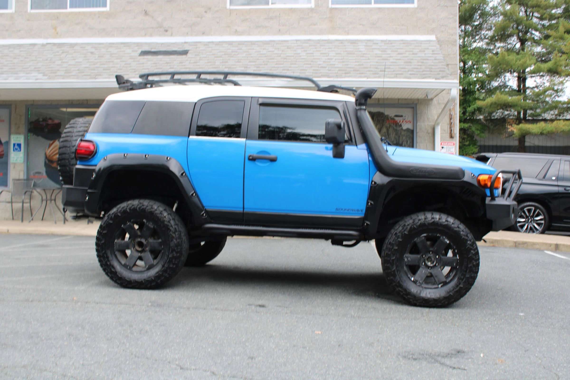 Used 2007 Toyota FJ Cruiser 4WD image 21