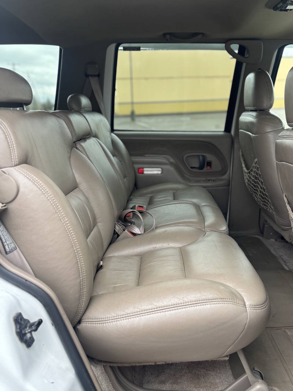 Used 1997 Chevrolet Tahoe 4WD w/ Preferred Equipment Group 3 image 28