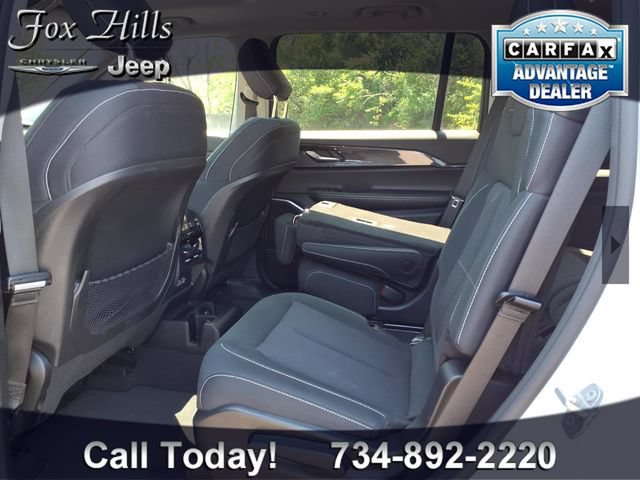 Certified 2022 Jeep Grand Cherokee L Laredo w/ Luxury Tech Group I AWD/4WD image 13