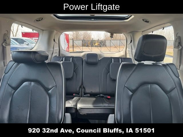 Used 2021 Chrysler Pacifica Limited AWD/4WD image 28