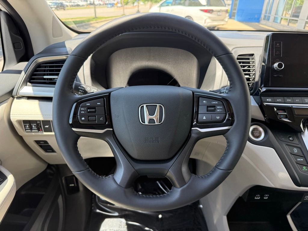 Used 2026 Honda Odyssey EX-L image 16