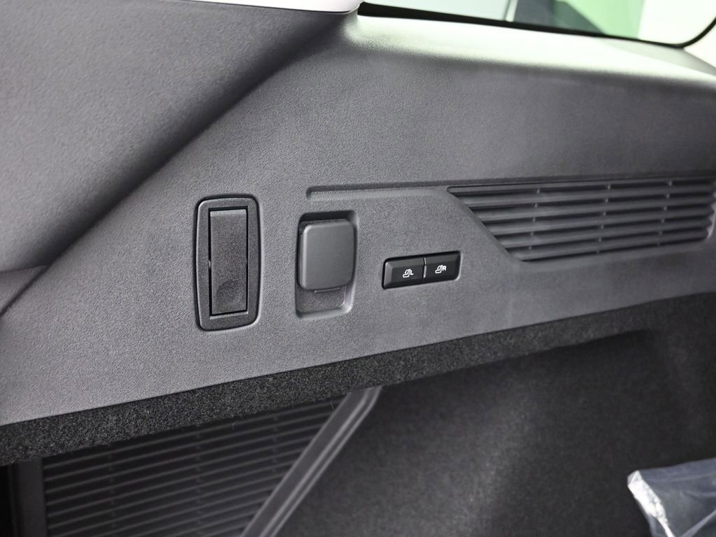 New 2026 Lincoln Nautilus Premier image 34