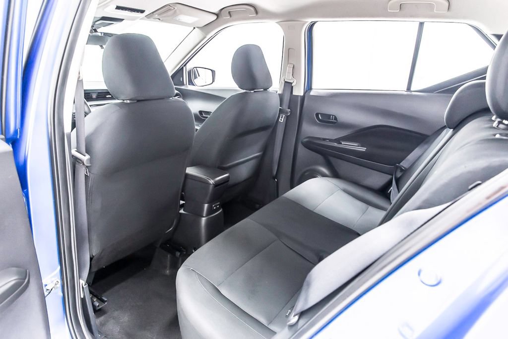 Used 2025 Nissan Kicks Play S FWD image 28