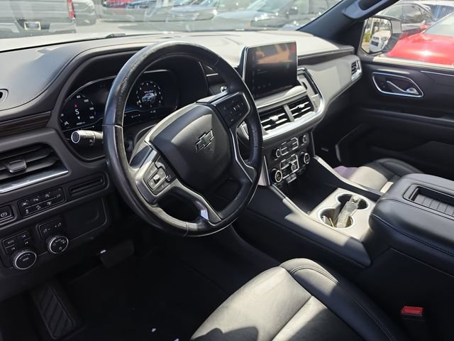 Used 2022 Chevrolet Tahoe Z71 w/ Luxury Package AWD/4WD image 18