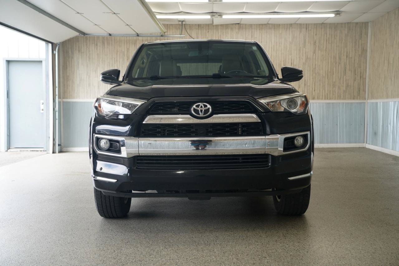 Used 2017 Toyota 4Runner Limited AWD/4WD image 2