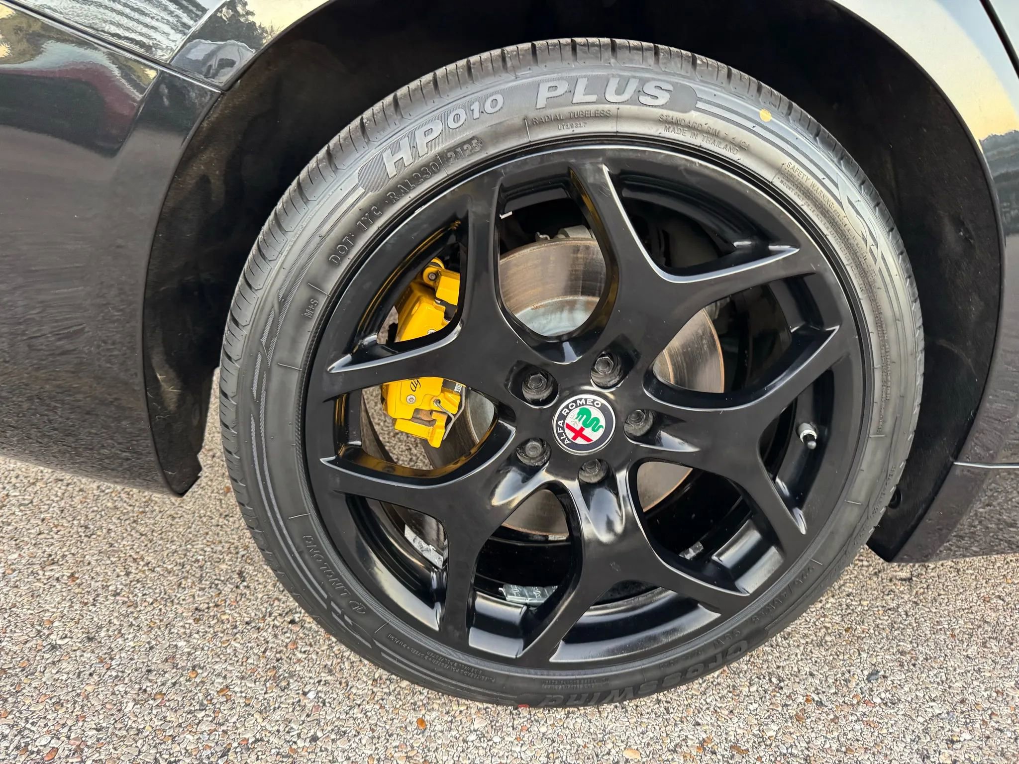 Used 2018 Alfa Romeo Giulia Ti image 15