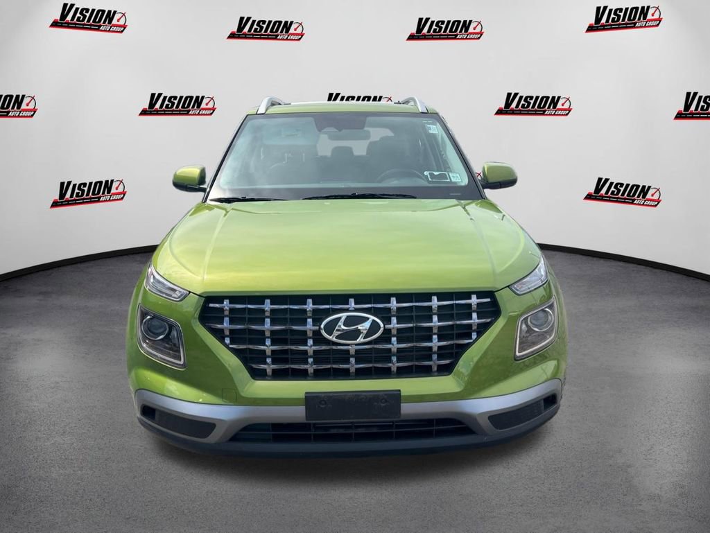 Certified 2023 Hyundai Venue SEL image 2