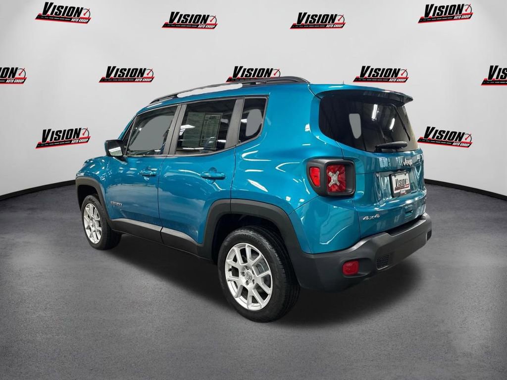 Used 2020 Jeep Renegade Latitude w/ Cold Weather Group image 7