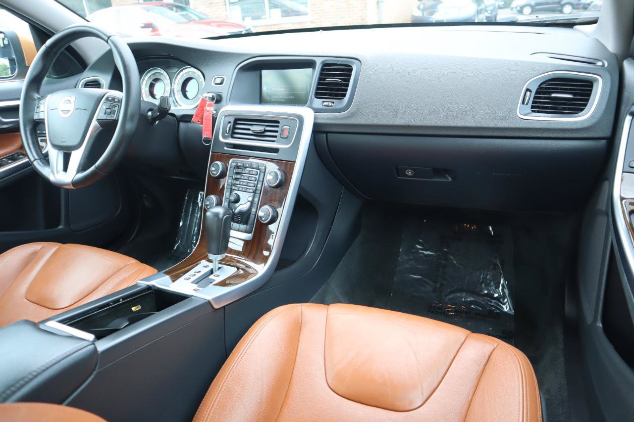 Used 2012 Volvo S60 T5 FWD image 11