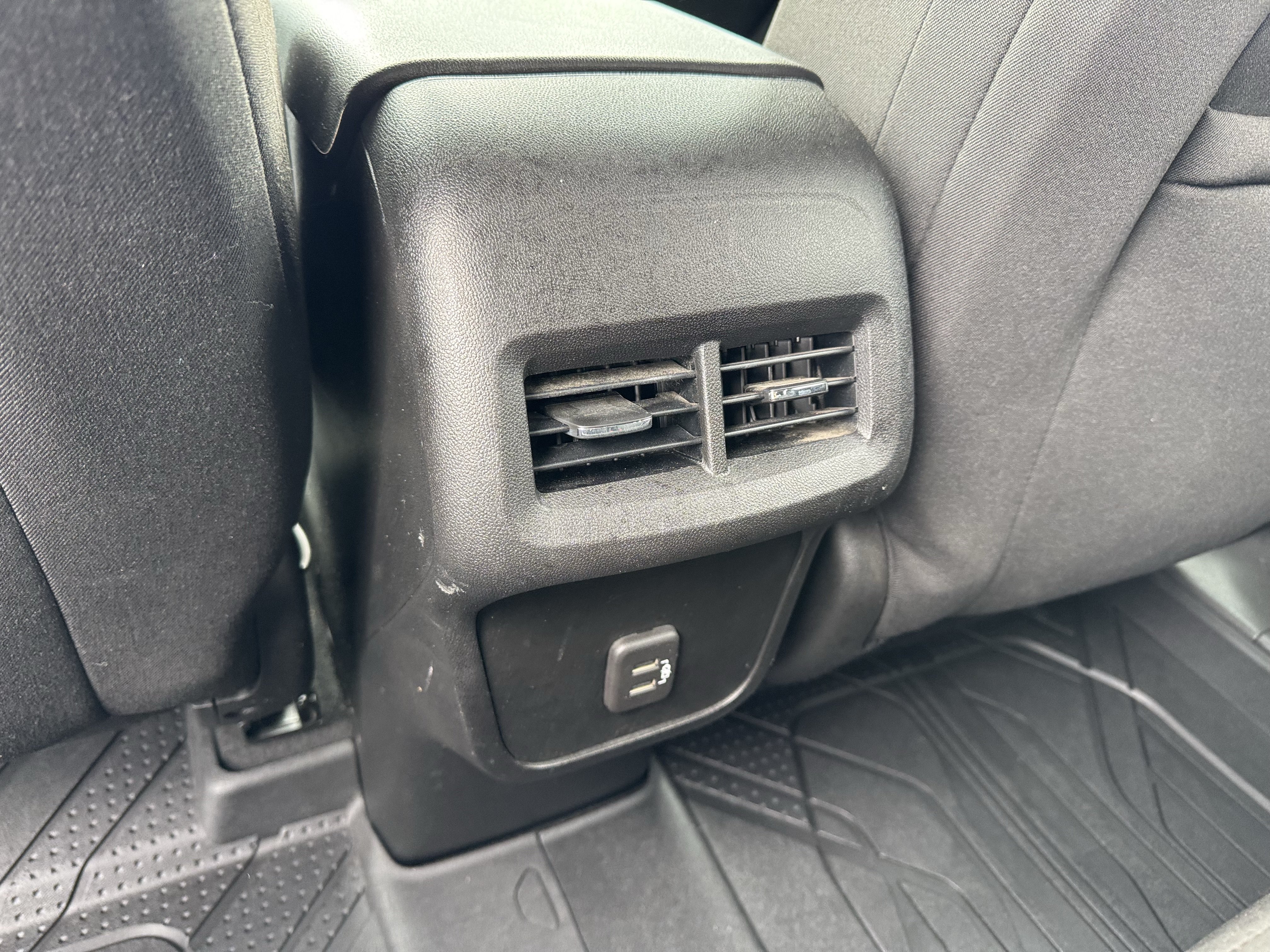 Certified 2022 Chevrolet Equinox LT w/ Driver Convenience Package AWD/4WD image 16