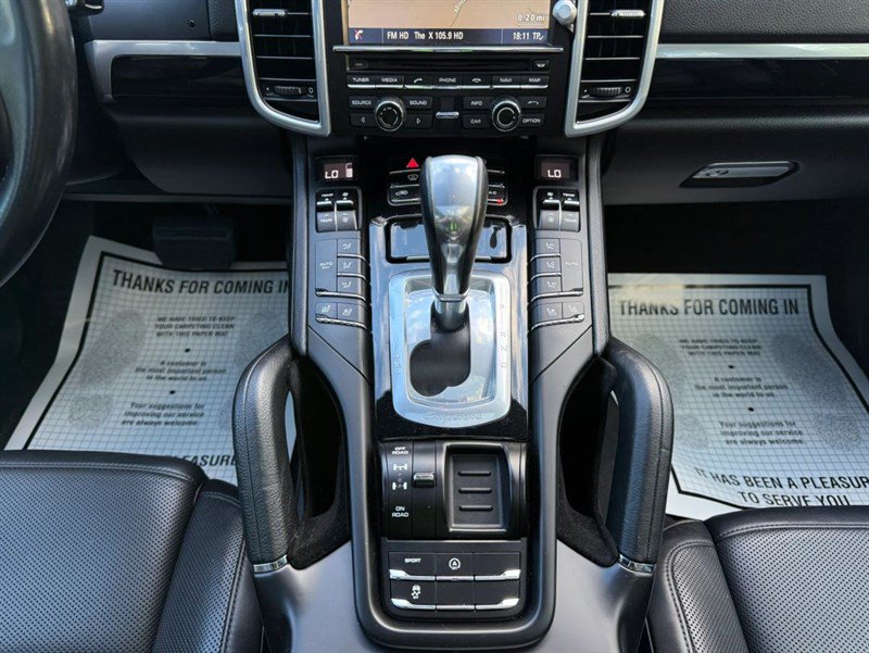 Used 2016 Porsche Cayenne AWD/4WD image 22