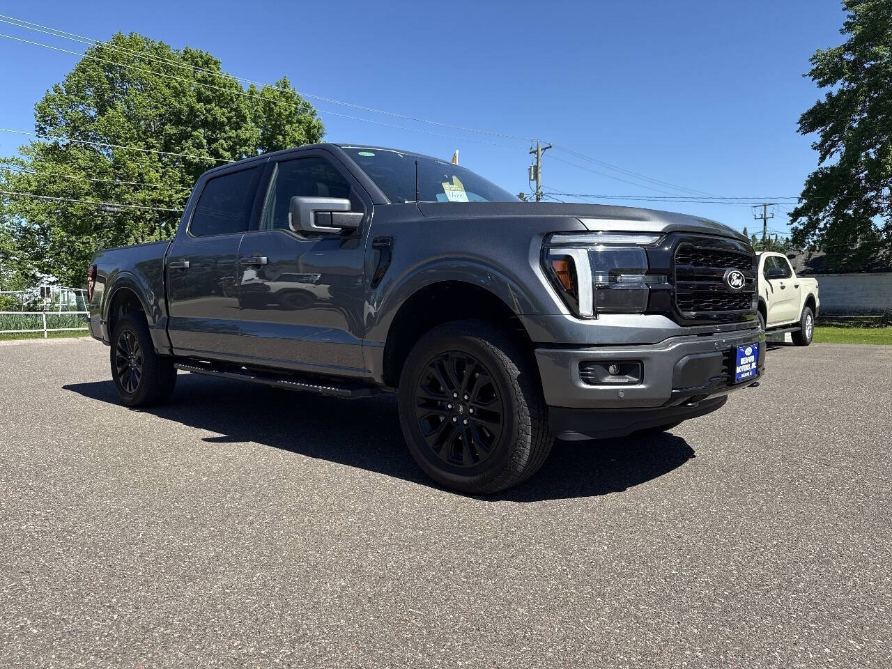 Used 2025 Ford F150 Lariat w/ Equipment Group 502A High AWD/4WD image 1