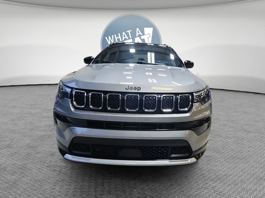 Used 2023 Jeep Compass Limited w/ Elite Group AWD/4WD image 9