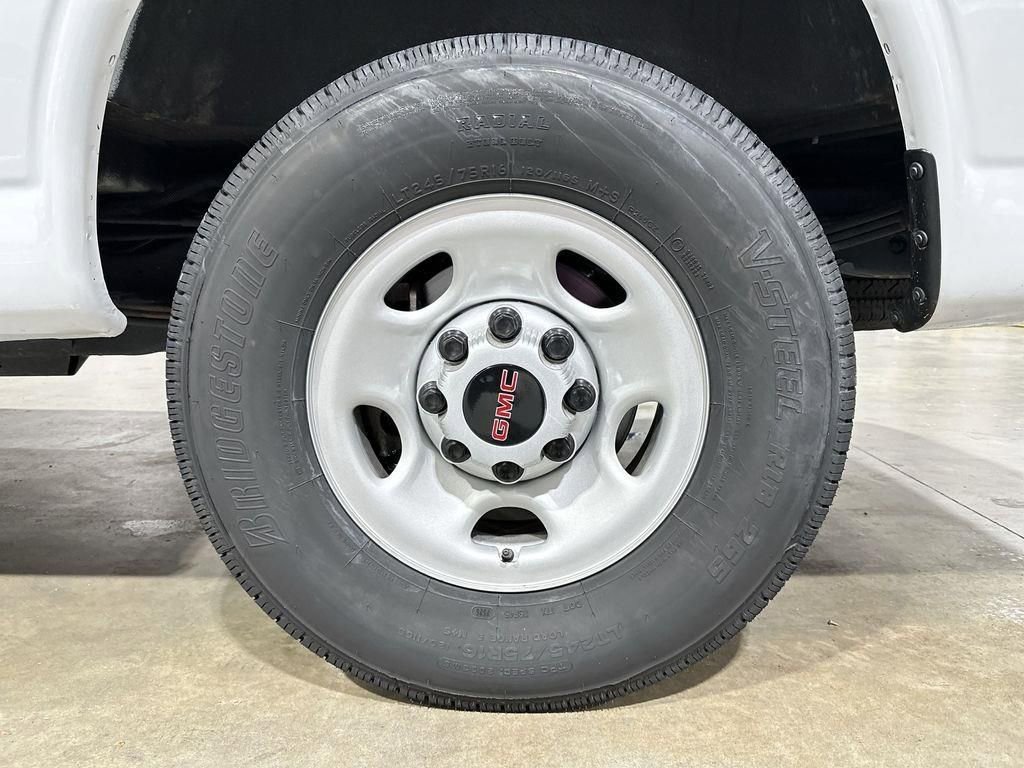 Used 2024 GMC Savana 2500 w/ Driver Convenience Package image 28