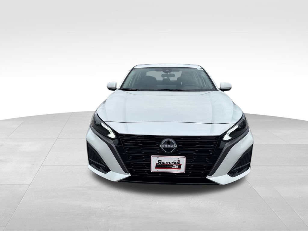 New 2026 Nissan Altima 2.5 SV w/ SV Special Edition Package image 9
