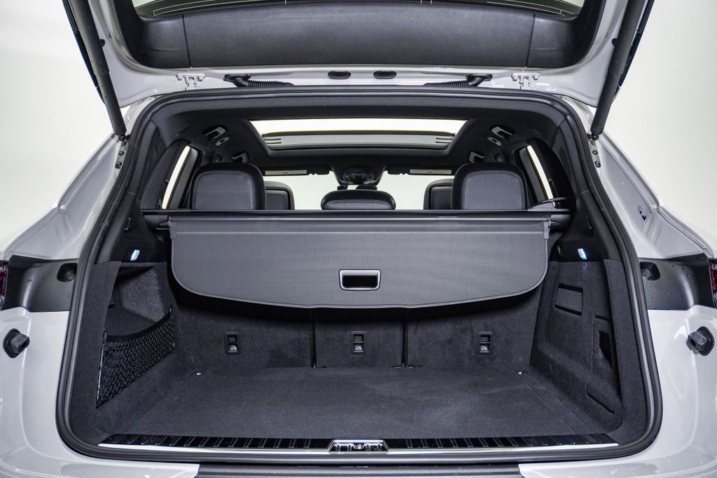New 2026 Porsche Cayenne image 28