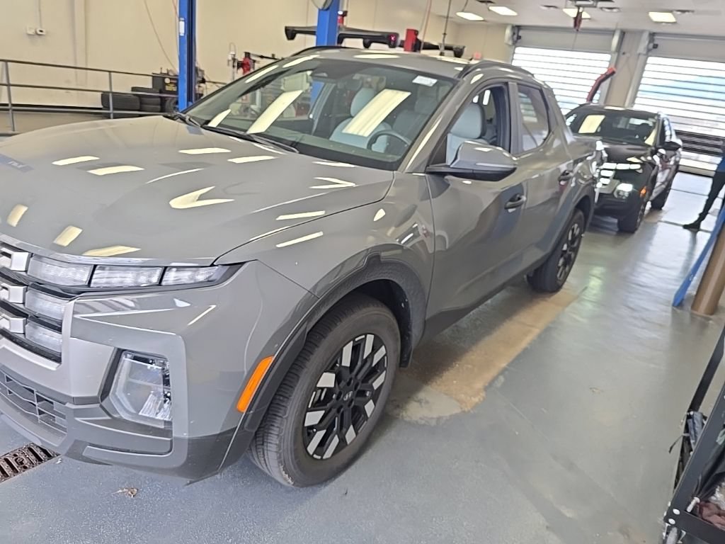 Used 2025 Hyundai Santa Cruz SEL AWD/4WD image 2
