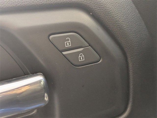 Certified 2022 Chevrolet Silverado 1500 Custom image 11