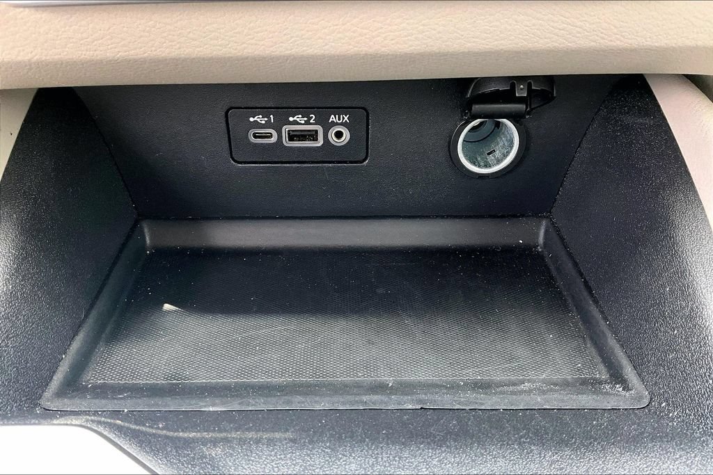 Used 2025 Nissan Altima 2.5 SV FWD image 14