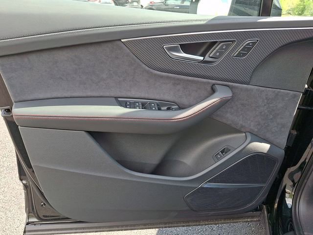 New 2026 Audi SQ7 Prestige image 8