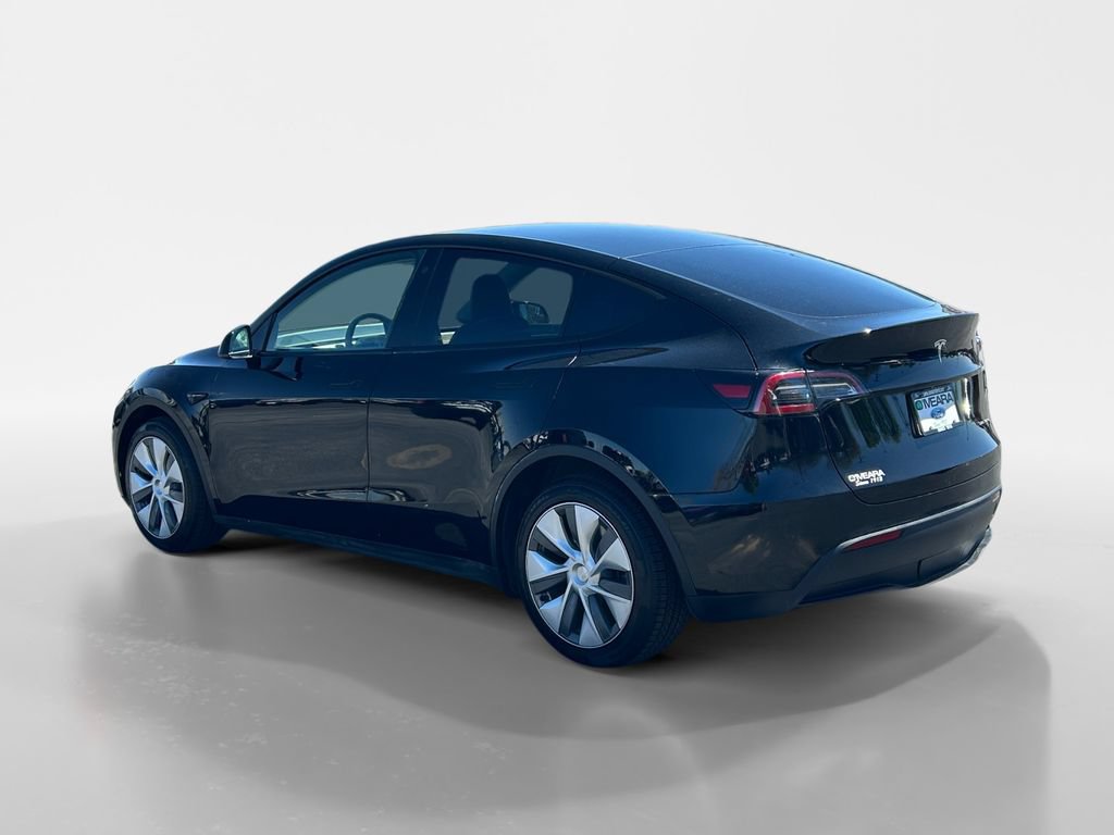 Used 2023 Tesla Model Y Long Range AWD/4WD image 3