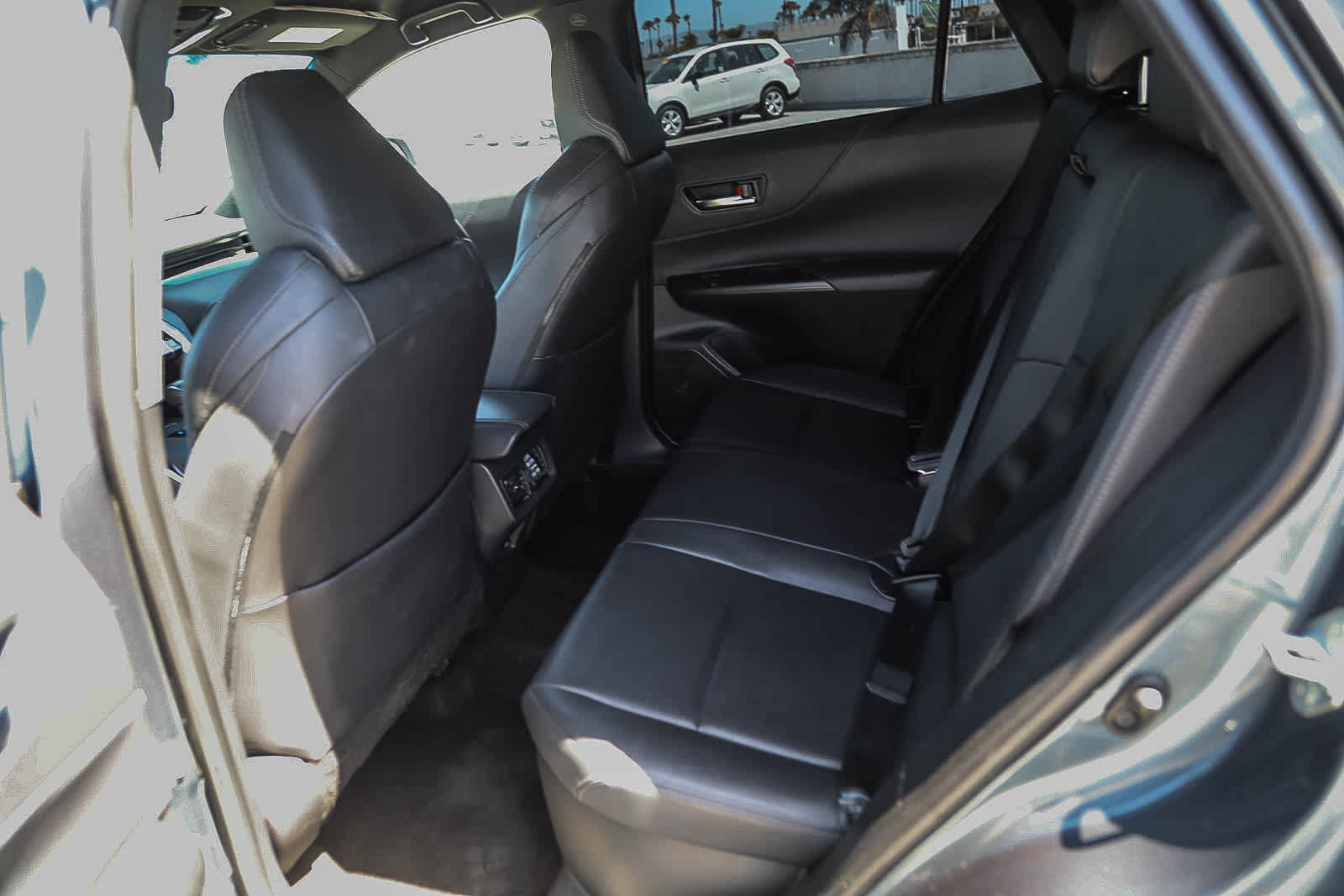 Used 2024 Toyota Venza XLE AWD/4WD image 15