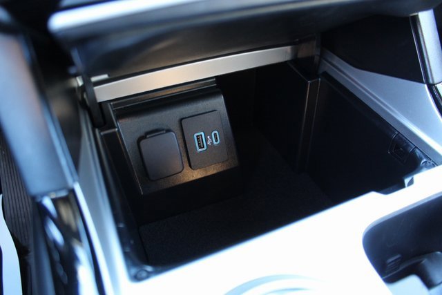 Used 2022 Ford Explorer ST image 22