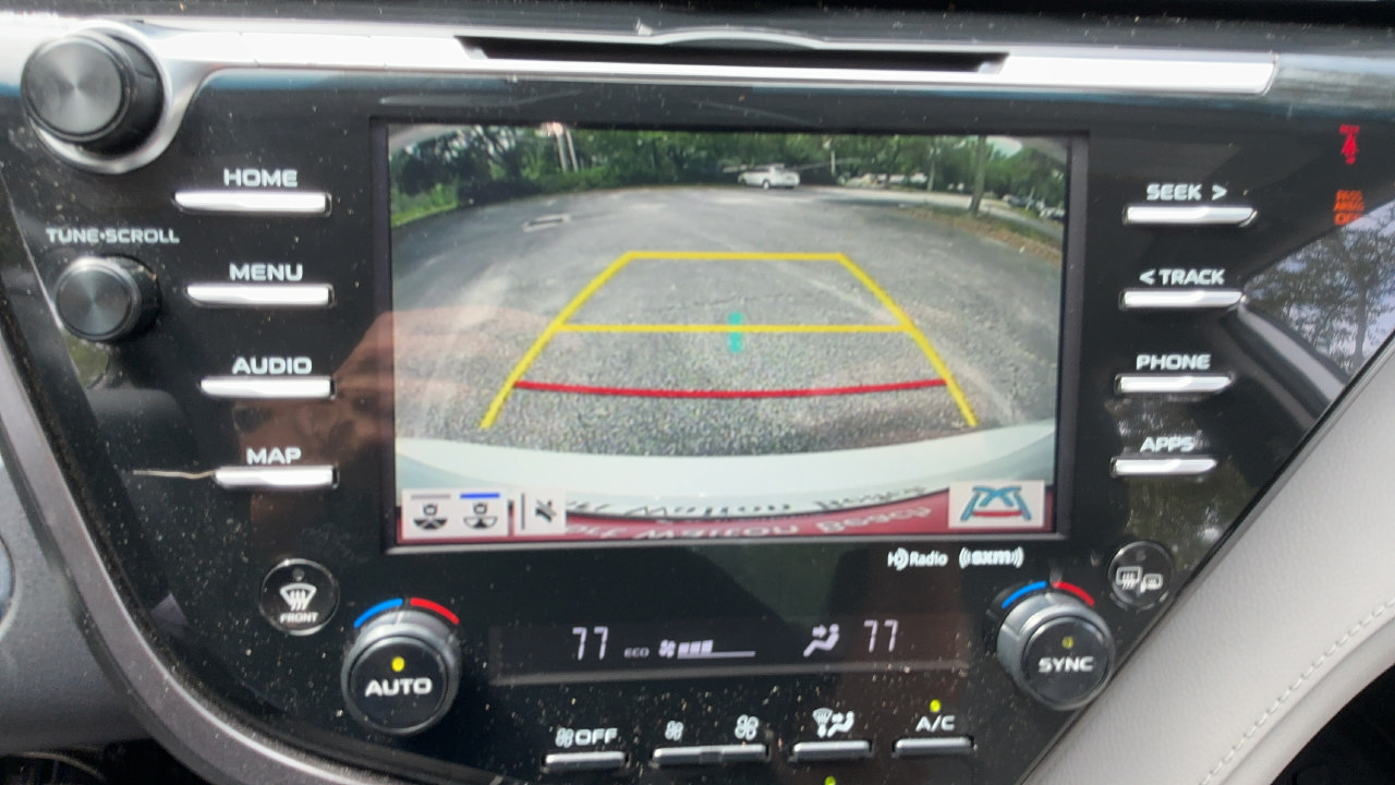 Used 2020 Toyota Camry XSE FWD image 11