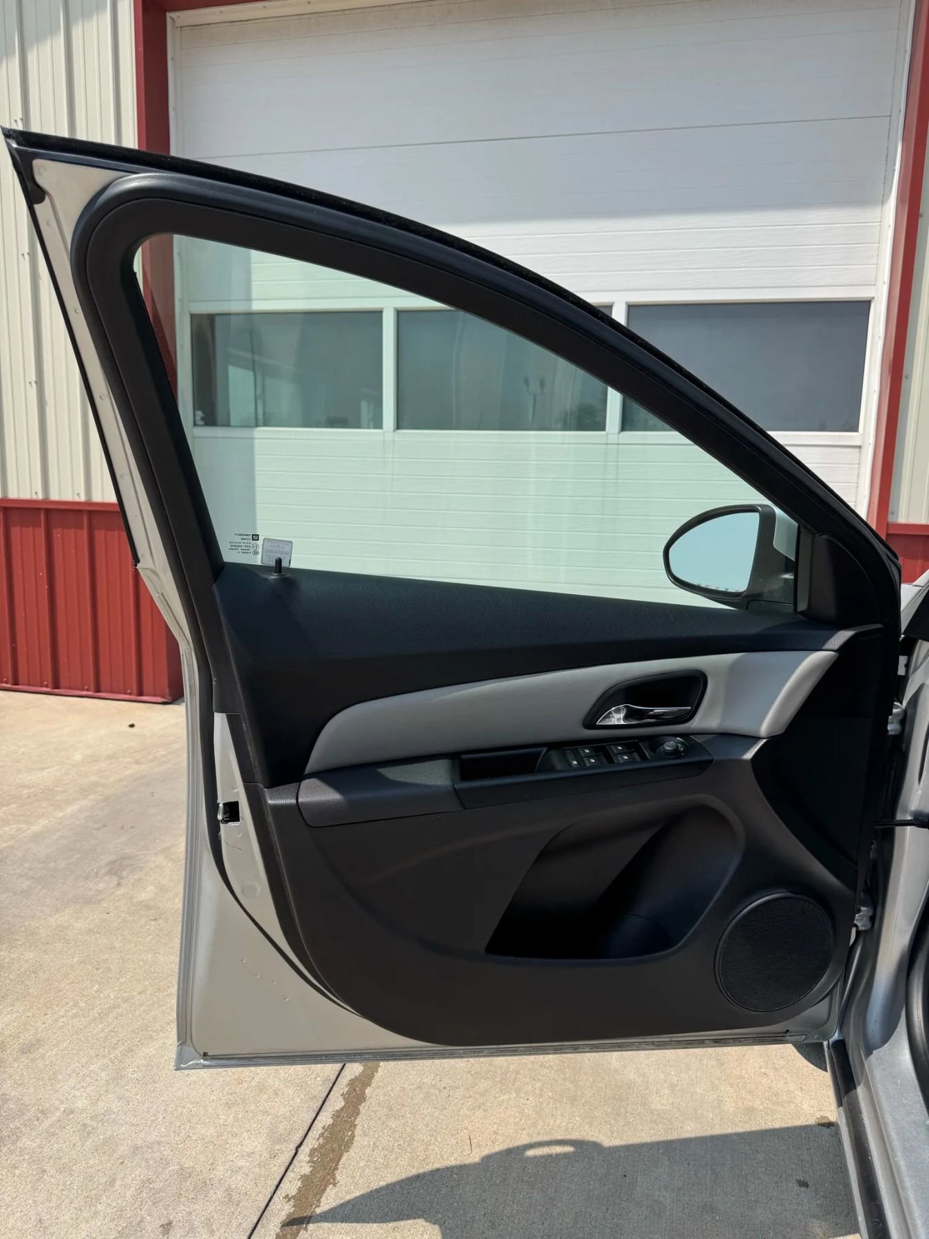 Used 2014 Chevrolet Cruze LT image 4