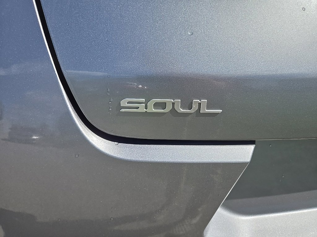 Certified 2024 Kia Soul LX w/ Option Group 015 FWD image 6