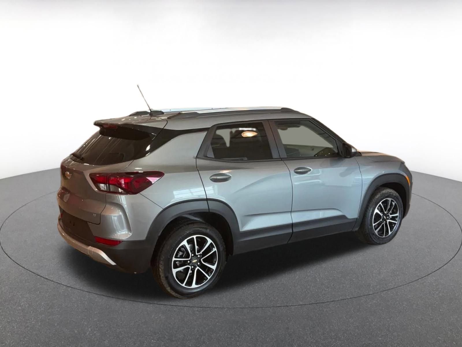 Used 2025 Chevrolet TrailBlazer LT image 15