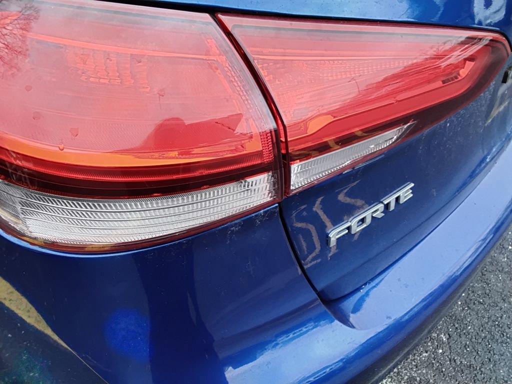 Used 2018 Kia Forte S w/ S Technology Plus Package image 10