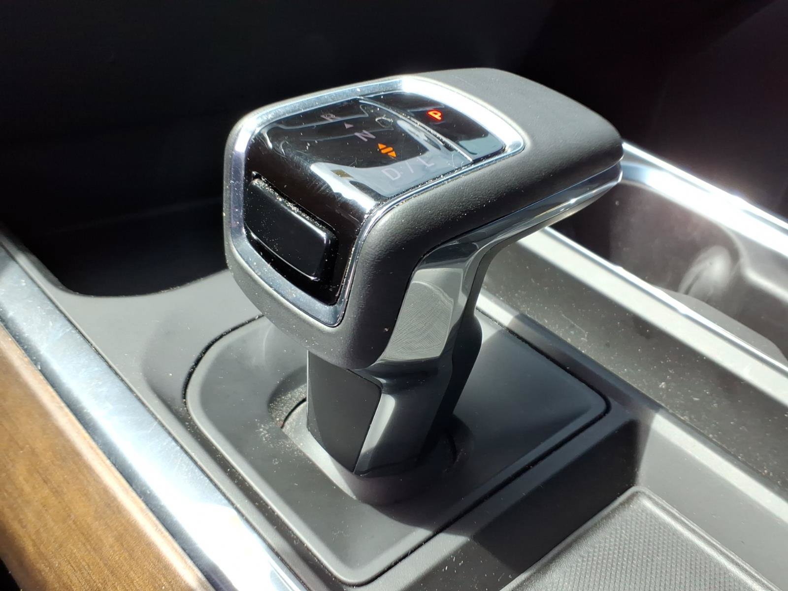 Used 2025 Chevrolet Silverado 1500 High Country AWD/4WD image 15