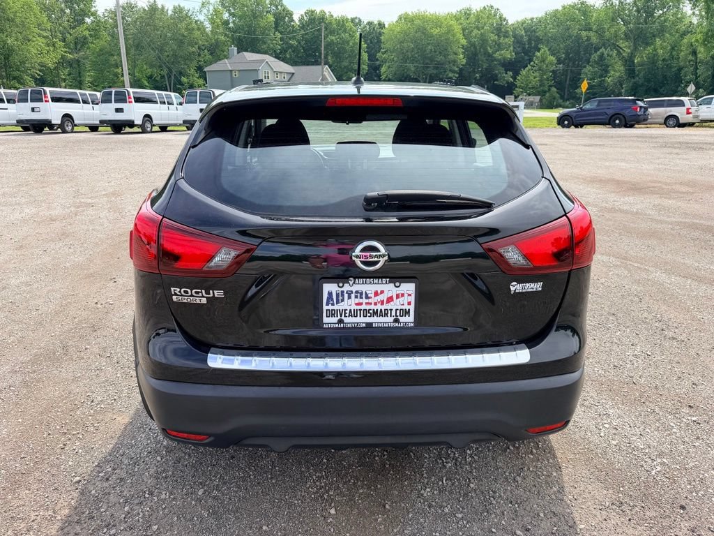 Used 2017 Nissan Rogue Sport S w/ S Appearance Package FWD image 6