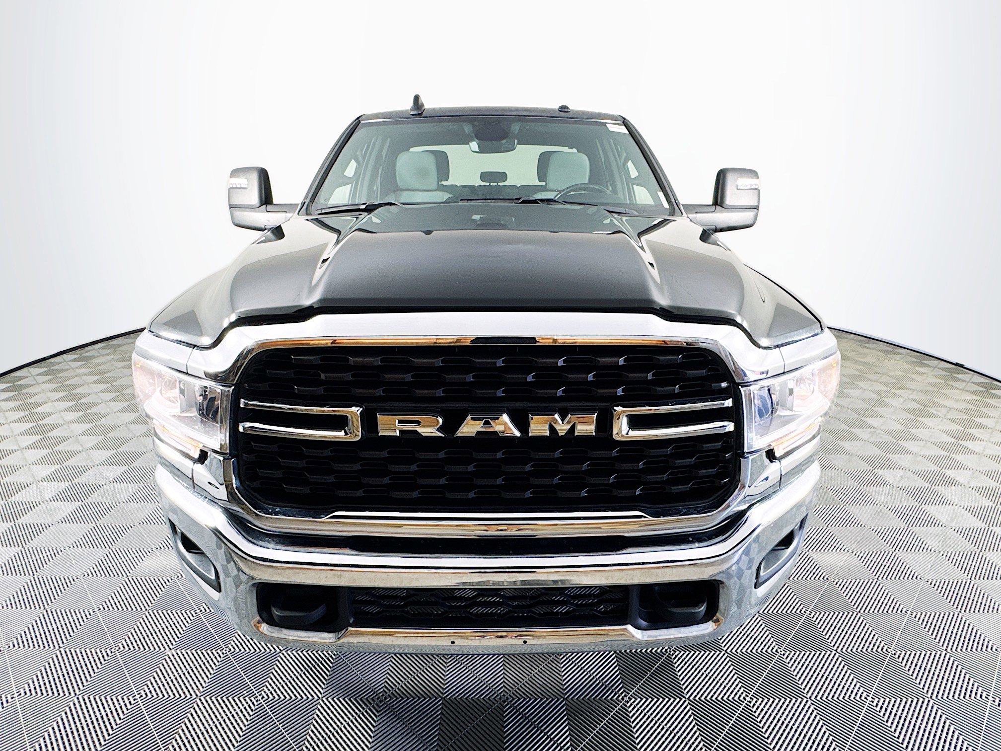 Used 2023 RAM 2500 Big Horn w/ Level 1 Equipment Group AWD/4WD image 2