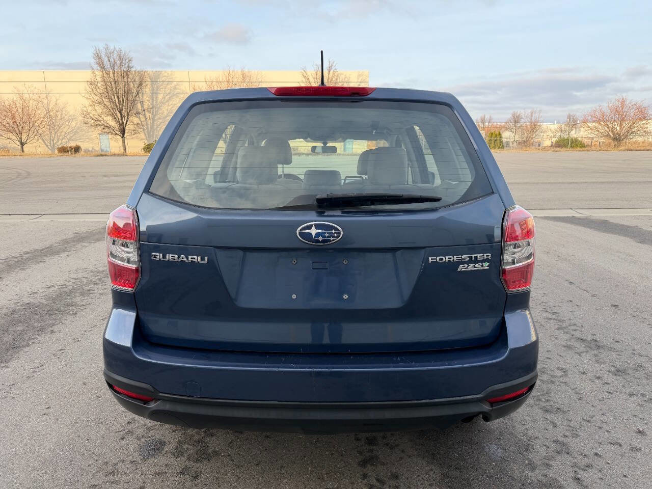 Used 2014 Subaru Forester 2.5i image 10