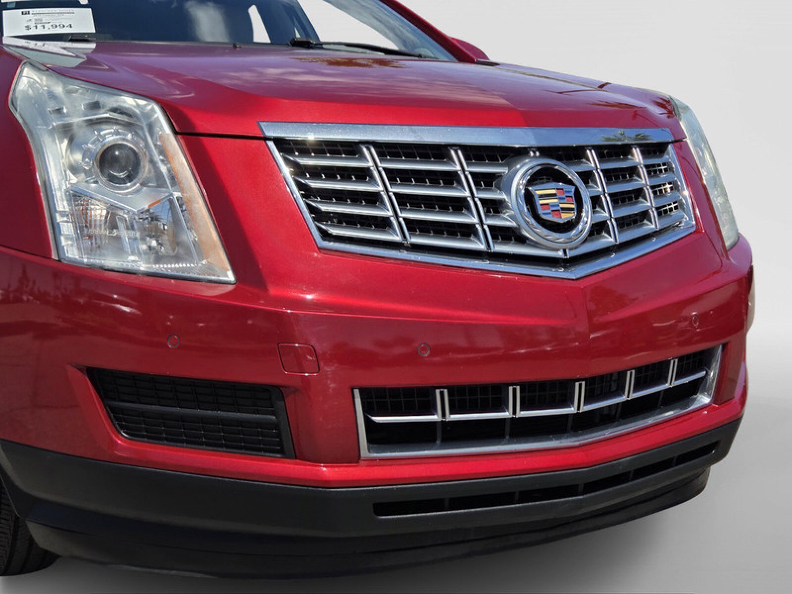 Used 2015 Cadillac SRX Luxury w/ Driver Awareness Package FWD image 9