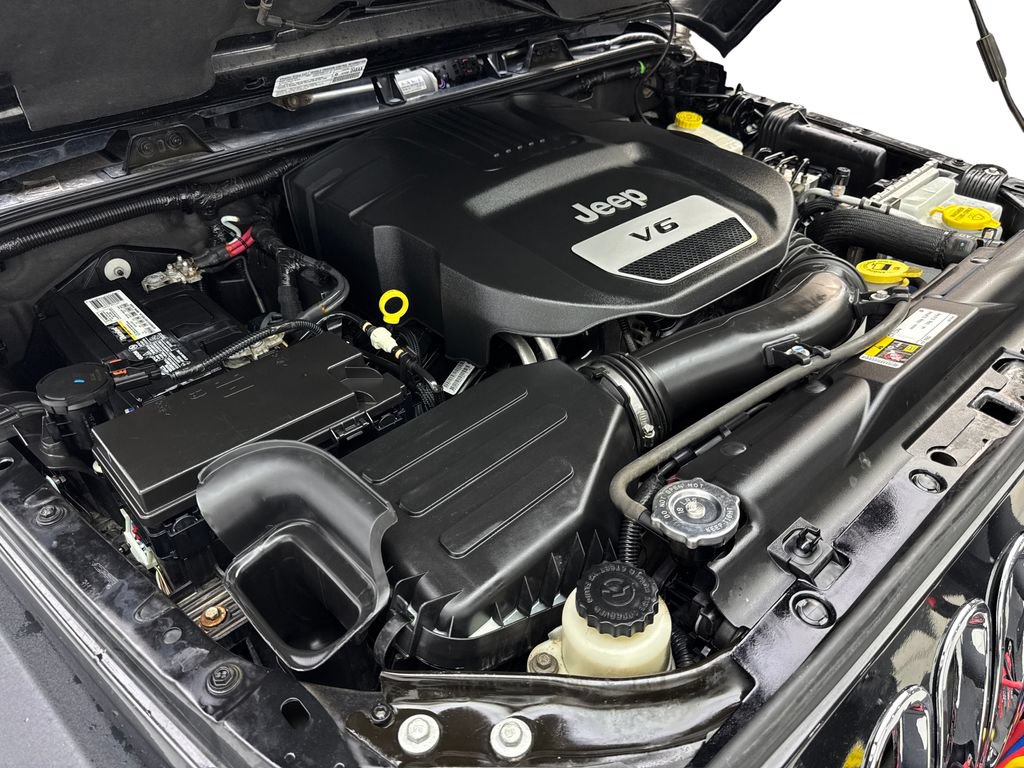 Used 2014 Jeep Wrangler Rubicon w/ Power Convenience Group AWD/4WD image 65